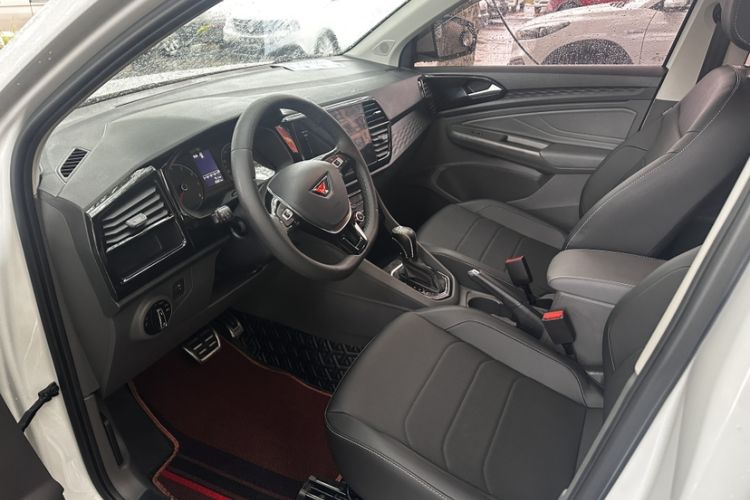 Used Jetta VS5 2021 280TSI Automatic Enjoyment Model Interior 4