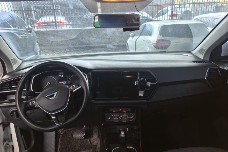 Used Jetta VS5 2021 280TSI Automatic Trend Edition Interior 5