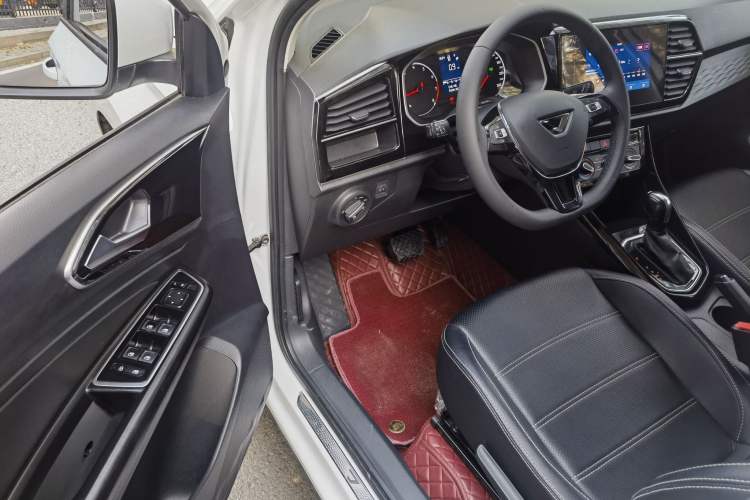 Used Jetta VS5 2021 280TSI Automatic Trend Edition Interior 6