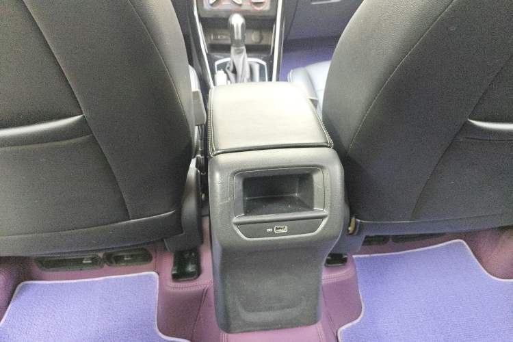 Used Jetta VS5 2021 280TSI Automatic Trend Edition Interior 8