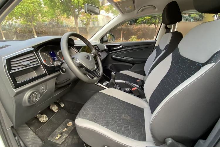Used Jetta VS5 2021 280TSI Manual Entry-Level Trim Interior 9