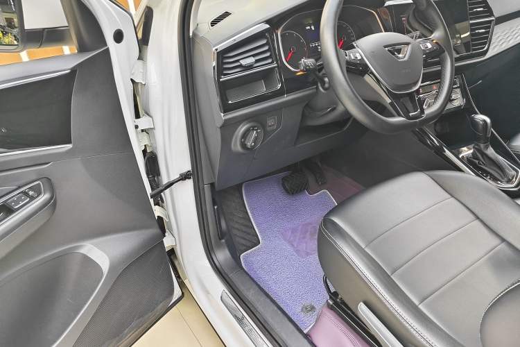 Used Jetta VS5 2021 280TSI Automatic Trend Edition Left Front Seat