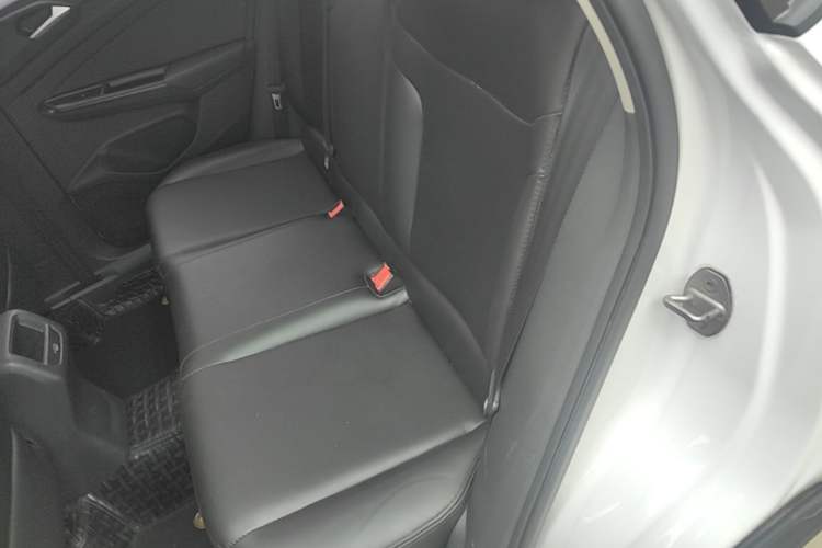 Used Jetta VS5 2021 280TSI Automatic Trend Edition Left Rear Seat