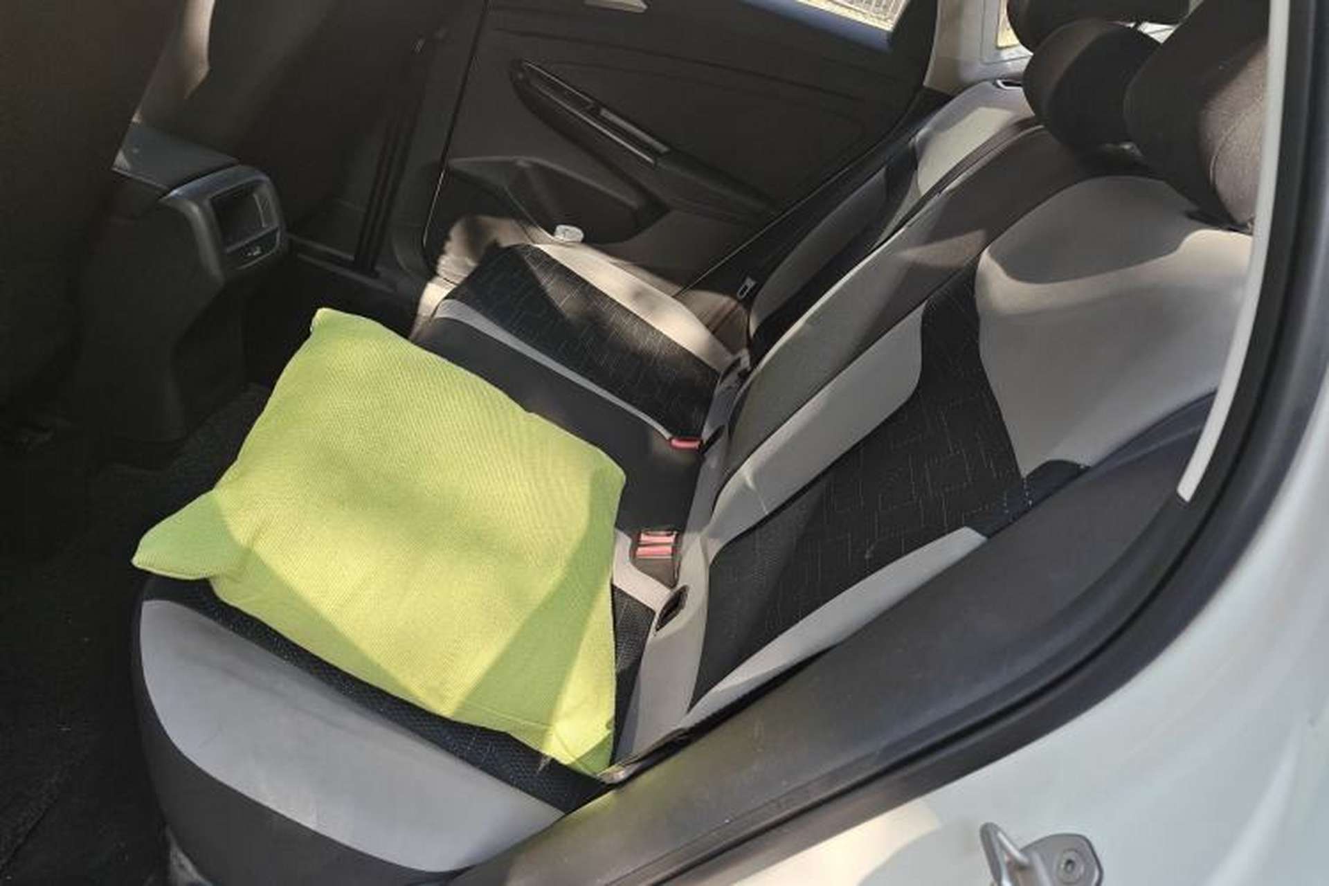 Used Jetta VS5 2021 280TSI Automatic Trend Edition Left Rear Seat