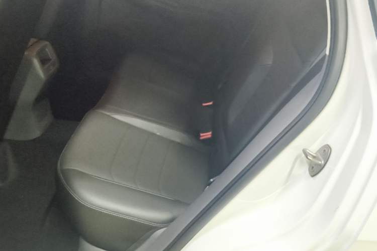 Used Jetta VS5 2021 30th Anniversary Edition Automatic Enjoyment Model Left Rear Seat