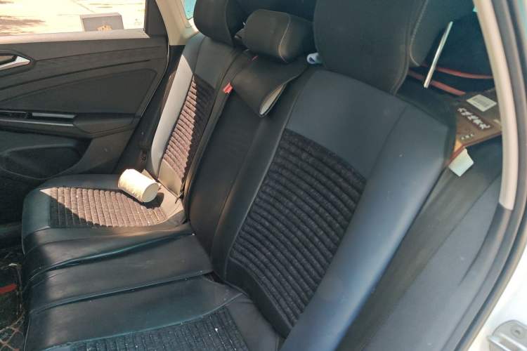Used Jetta VS5 2021 280TSI Automatic Enjoyment Model Left Rear Seat