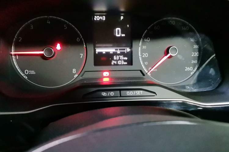 Used Jetta VS5 2021 30th Anniversary Edition Automatic Enjoyment Model Odometer Close Up