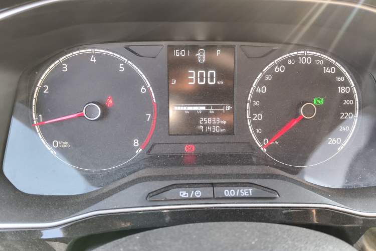 Used Jetta VS5 2021 30th Anniversary Edition Automatic Enjoyment Model Odometer Close Up