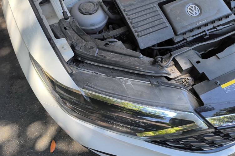Used Jetta VS5 2021 280TSI Automatic Enjoyment Model Right Front Headlight