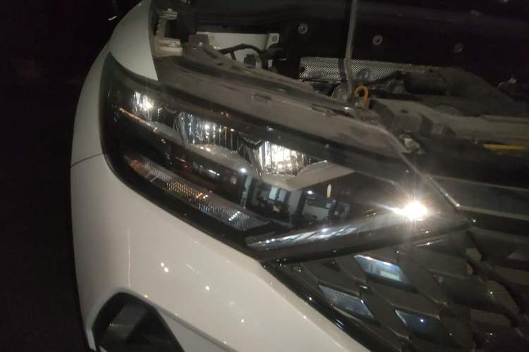 Used Jetta VS5 2021 280TSI Manual Entry-Level Trim Right Front Headlight