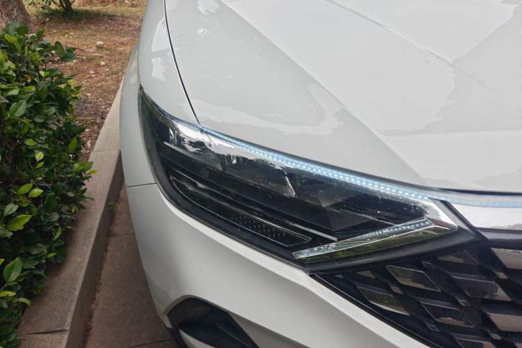 Used Jetta VS5 2021 280TSI Automatic Enjoyment Model Right Front Headlight