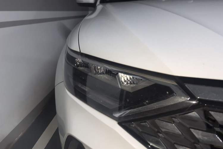 Used Jetta VS5 2021 280TSI Automatic Enjoyment Model Right Front Headlight