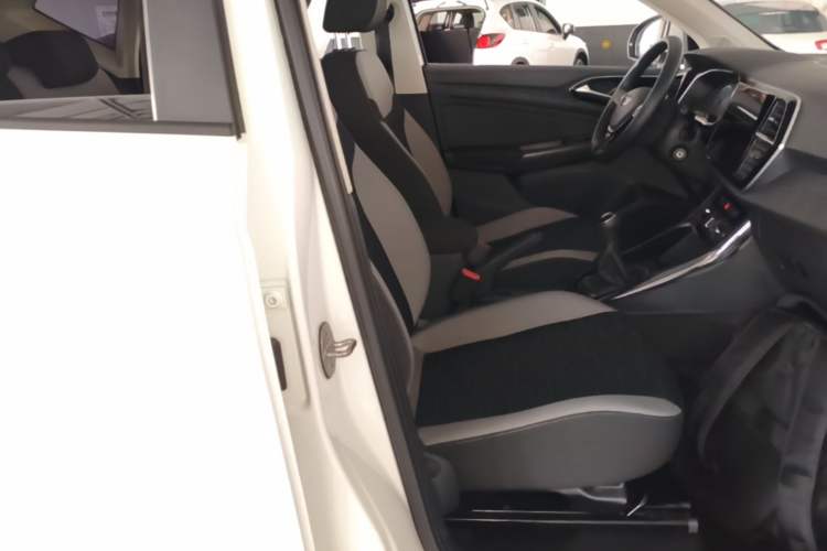 Used Jetta VS5 2021 280TSI Manual Entry-Level Trim Right Front Seat
