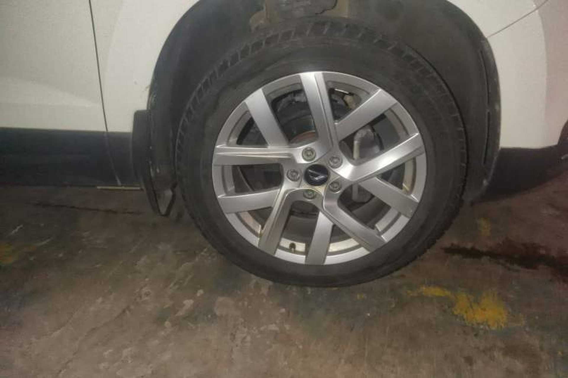 Used Jetta VS5 2021 280TSI Automatic Enjoyment Model Right Front Wheel Hub
