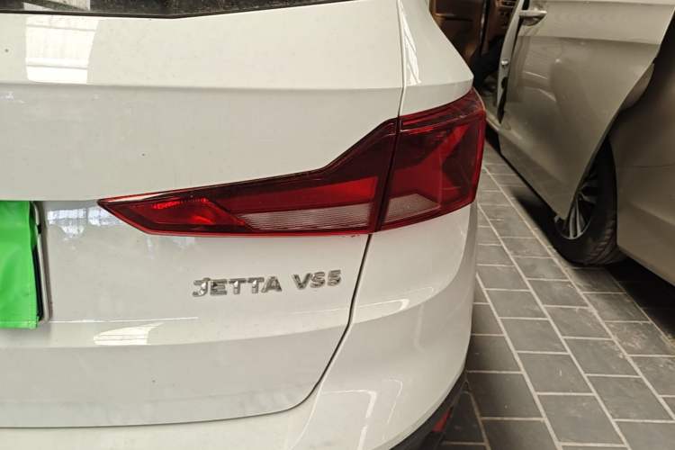 Used Jetta VS5 2021 280TSI Automatic Enjoyment Model Right Rear Taillight