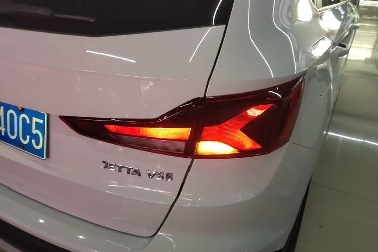 Used Jetta VS5 2021 280TSI Automatic Enjoyment Model Right Rear Taillight