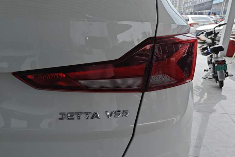 Used Jetta VS5 2021 280TSI Automatic Enjoyment Model Right Rear Taillight