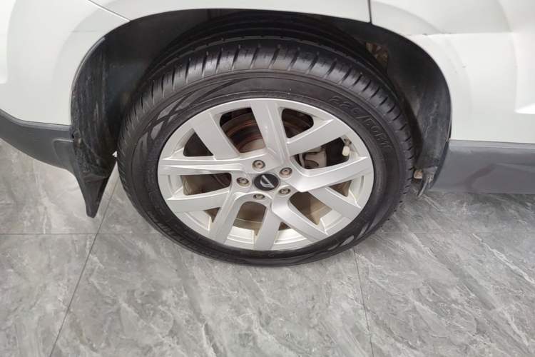 Used Jetta VS5 2021 280TSI Automatic Enjoyment Model Right Rear Wheel Hub