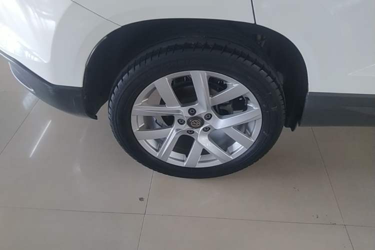 Used Jetta VS5 2021 280TSI Automatic Enjoyment Model Right Rear Wheel Hub