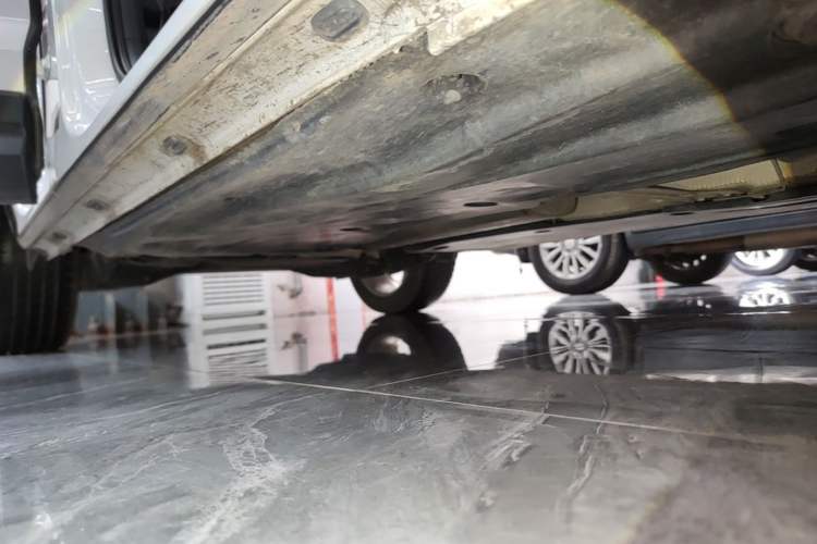 Used Jetta VS5 2021 280TSI Automatic Enjoyment Model Right Side Sill