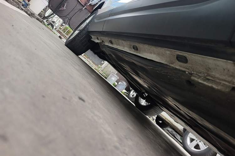 Used Jetta VS5 2021 280TSI Automatic Enjoyment Model Right Side Sill