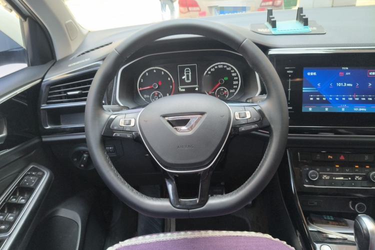 Used Jetta VS5 2021 280TSI Automatic Glory Edition Steering Wheel