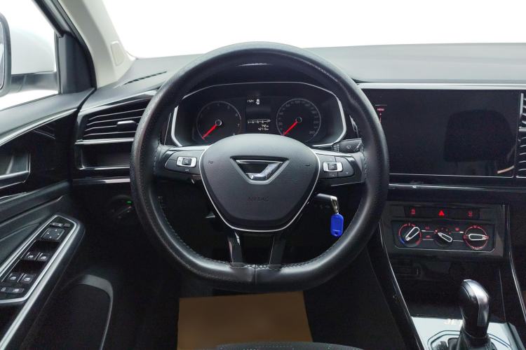 Used Jetta VS5 2021 280TSI Automatic Trend Edition Steering Wheel