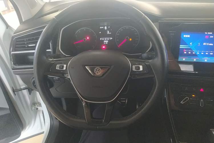 Used Jetta VS5 2021 280TSI Automatic Enjoyment Model Steering Wheel