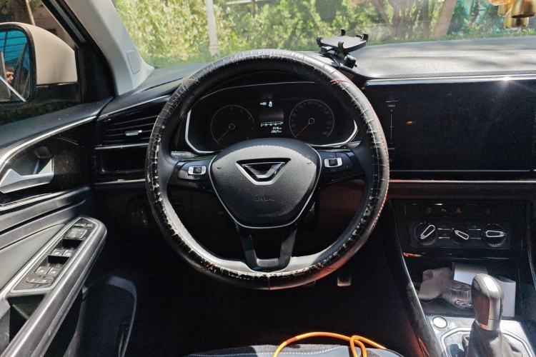 Used Jetta VS5 2021 280TSI Automatic Enjoyment Model Steering Wheel
