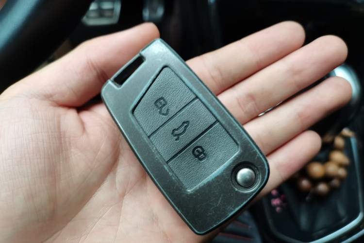 Used Jetta VS5 2021 280TSI Automatic Enjoyment Model Vehicle Key