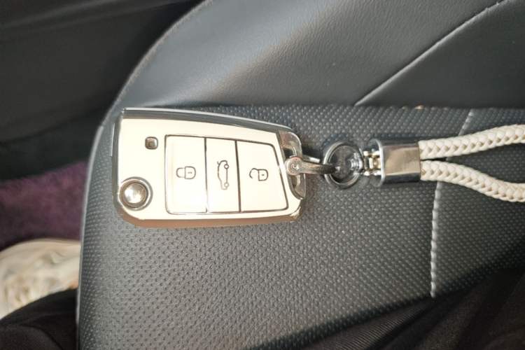 Used Jetta VS5 2021 280TSI Automatic Enjoyment Model Vehicle Key