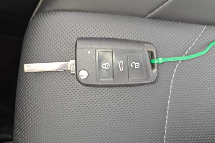 Used Jetta VS5 2021 280TSI Automatic Enjoyment Model Vehicle Key
