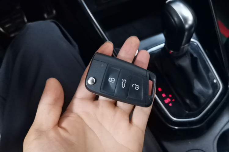 Used Jetta VS5 2021 280TSI Automatic Enjoyment Model Vehicle Key