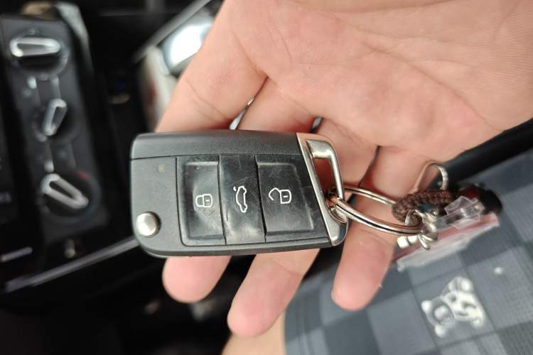Used Jetta VS5 2021 280TSI Automatic Enjoyment Model Vehicle Key
