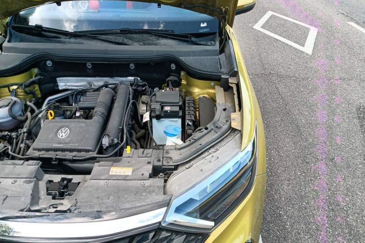 Used Jetta VS5 2021 30th Anniversary Edition Automatic Enjoyment Model Engine Bay Left
