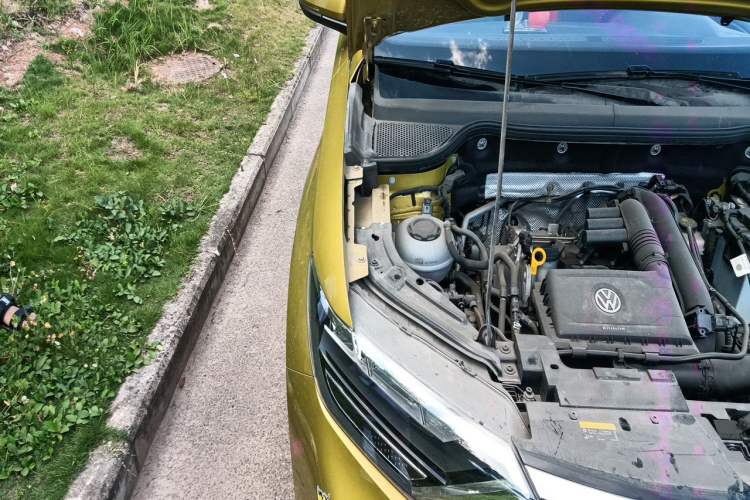 Used Jetta VS5 2021 30th Anniversary Edition Automatic Enjoyment Model Engine Bay Right