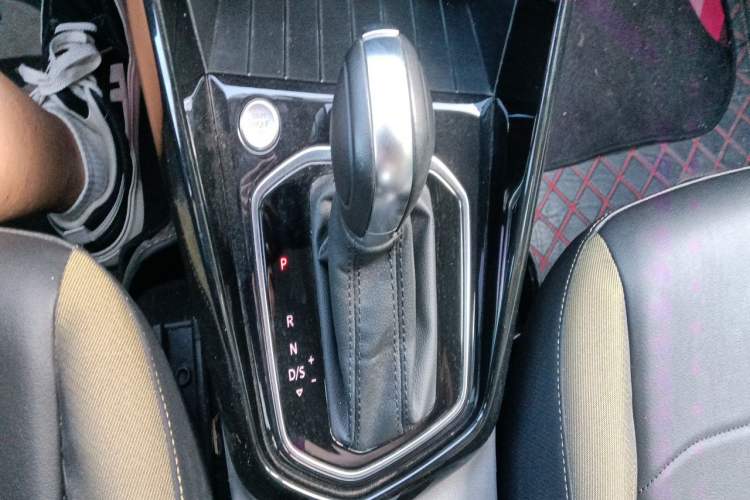 Used Jetta VS5 2021 30th Anniversary Edition Automatic Enjoyment Model Gear Lever