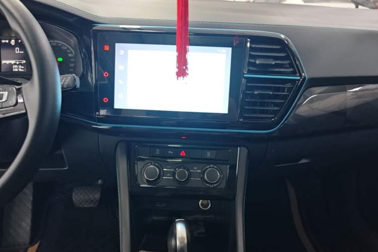 Used Jetta VS5 2022 280TSI Automatic High-Gloss Enjoyment Model Audio And AC Panel