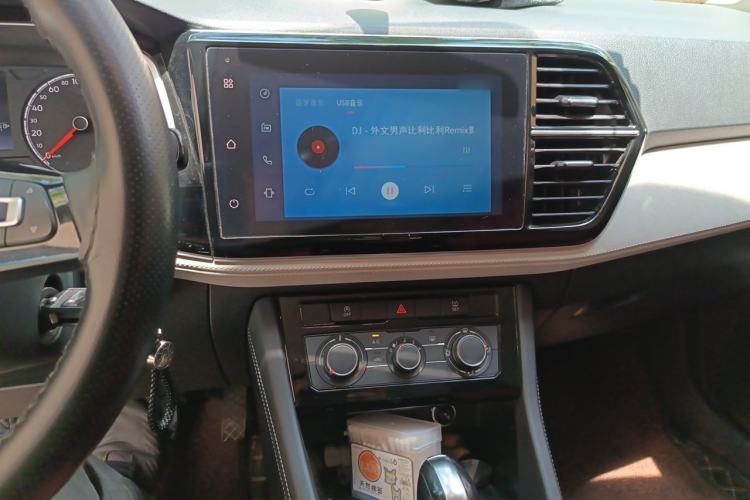 Used Jetta VS5 2022 280TSI Automatic Trend Edition Audio And AC Panel