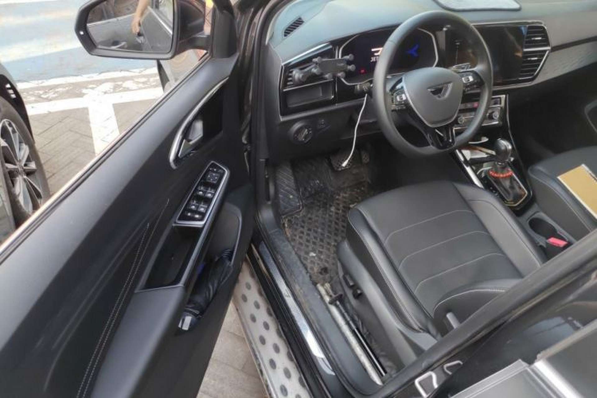 Used Jetta VS5 2022 280TSI Automatic Glory Pro Driver Seat
