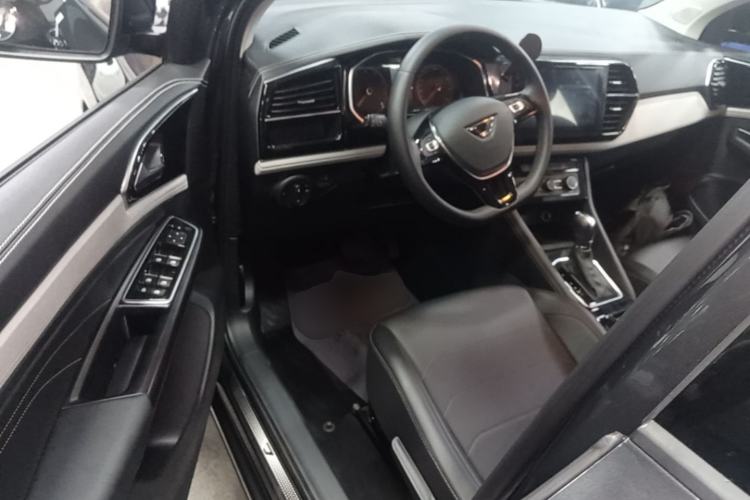 Used Jetta VS5 2022 280TSI Automatic Trendy Pro Version Driver Seat