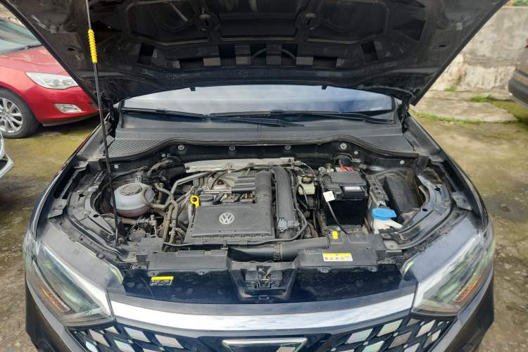 Used Jetta VS5 2022 280TSI Automatic Trendy Pro Version Engine Bay