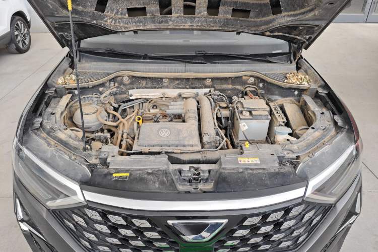 Used Jetta VS5 2022 280TSI Automatic Trend Edition Engine Bay
