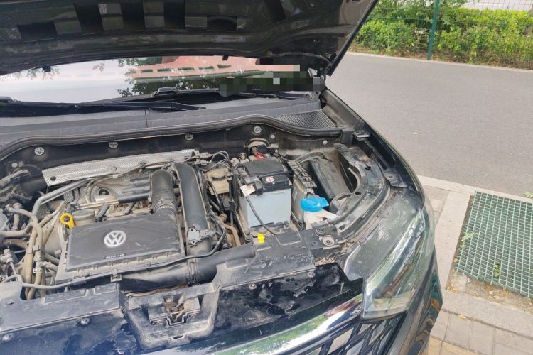 Used Jetta VS5 2022 280TSI Automatic Trendy Pro Version Engine Bay Left