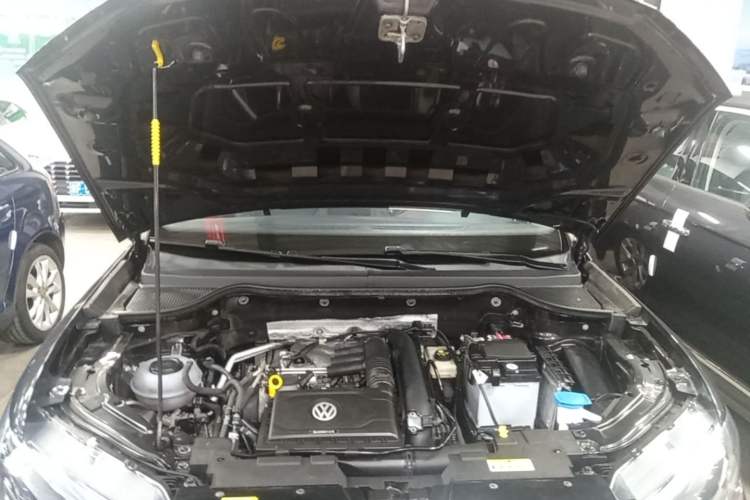 Used Jetta VS5 2022 280TSI Automatic Trendy Pro Version Engine Bay