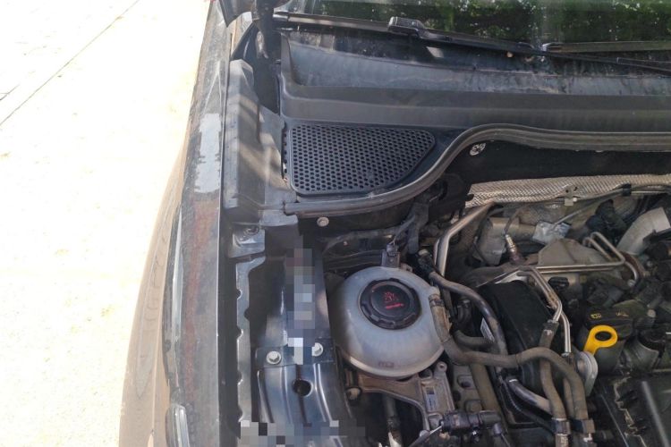Used Jetta VS5 2022 280TSI Manual Advanced Trim Engine Bay Right