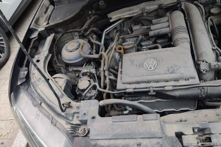 Used Jetta VS5 2022 280TSI Automatic Trendy Pro Version Engine Bay Right