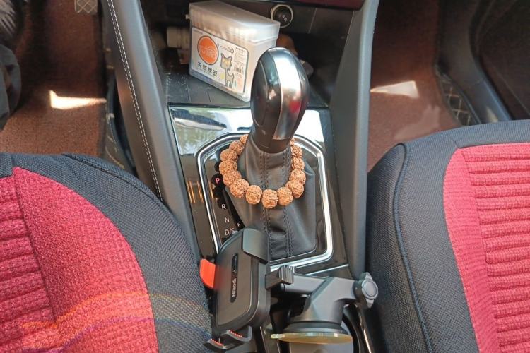 Used Jetta VS5 2022 280TSI Automatic Trend Edition Gear Lever