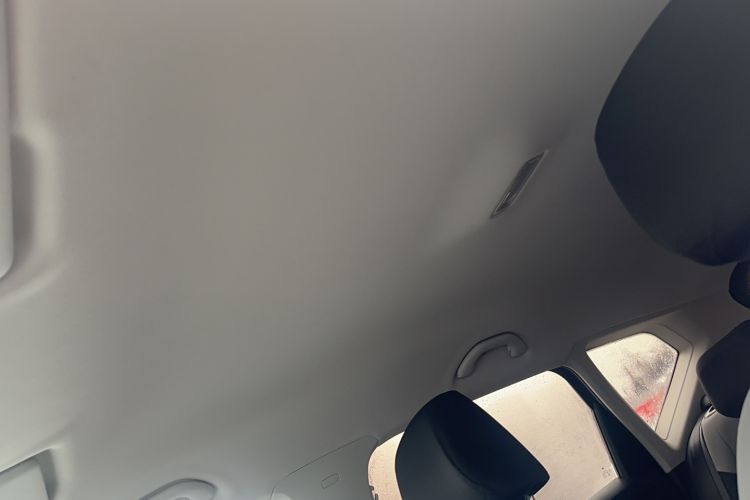 Used Jetta VS5 2022 280TSI Automatic Trendy Pro Version Headliner