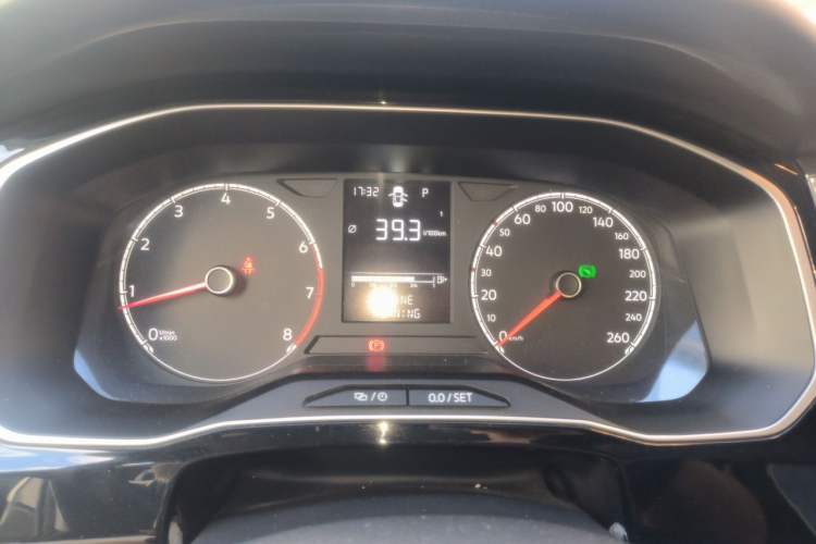 Used Jetta VS5 2022 280TSI Automatic Trendy Pro Version Instrument Cluster